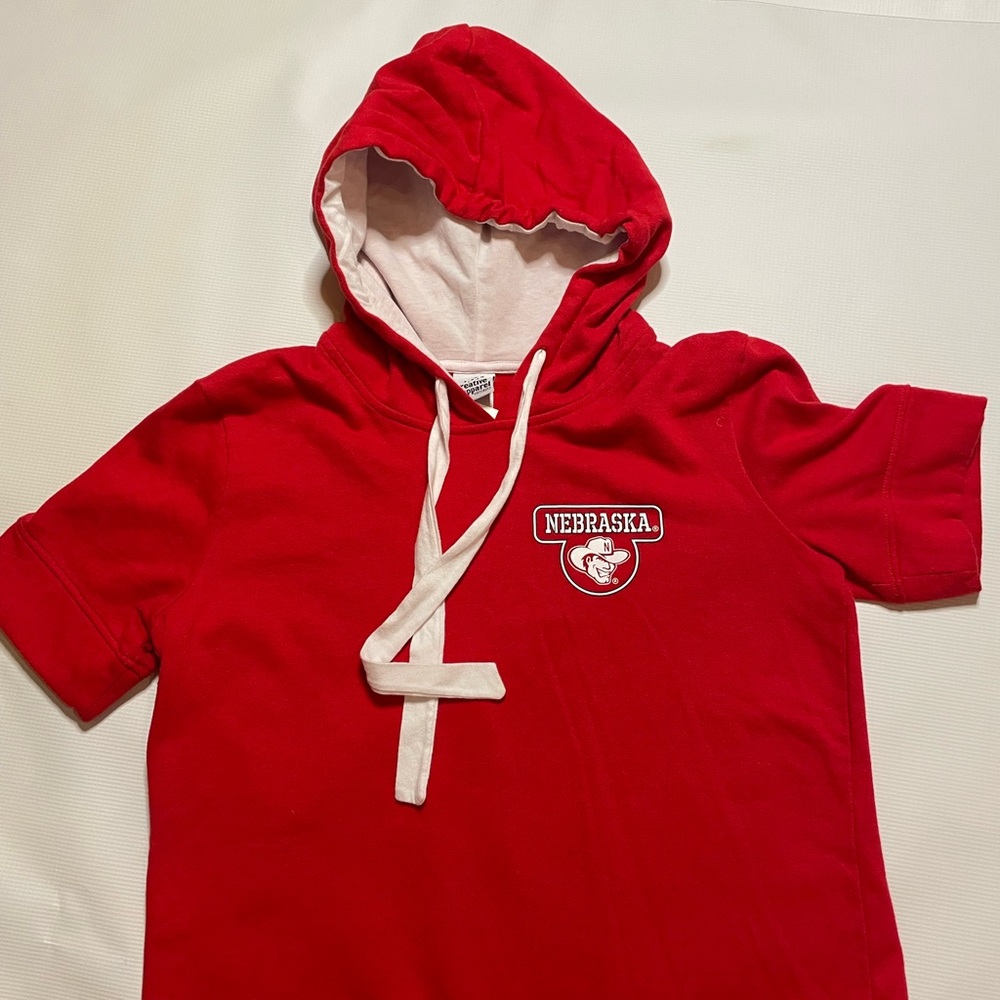 Nebraska Huskers Red and White Hooded Short sleeveSweatshirt with Graphic